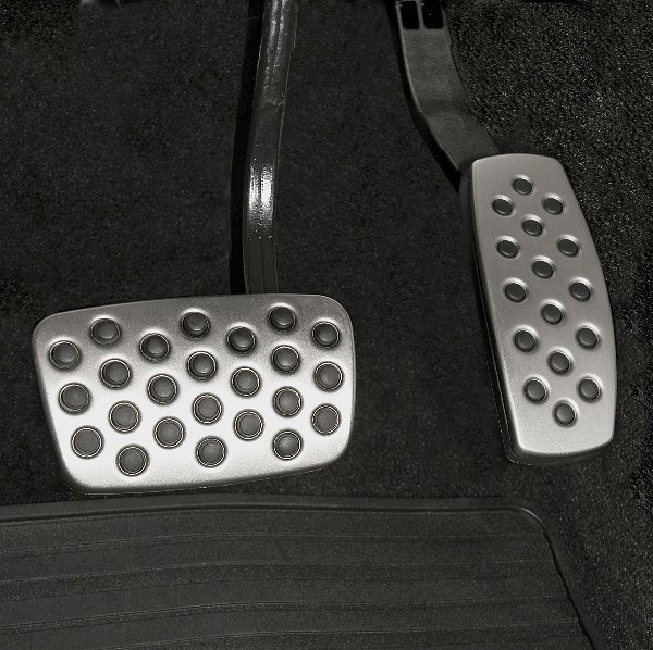 2014 Regal Pedal Cover | For Manual Transmission