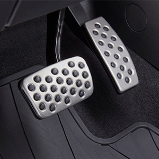 2017 Cascada Automatic Transmission Pedal Cover Package