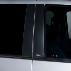 2017 Sierra 2500 Window Trim, Black Platinum