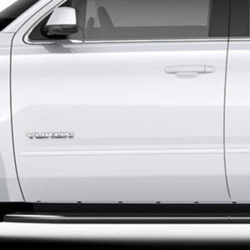 2018 Yukon XL Bodyside Molding Package | White